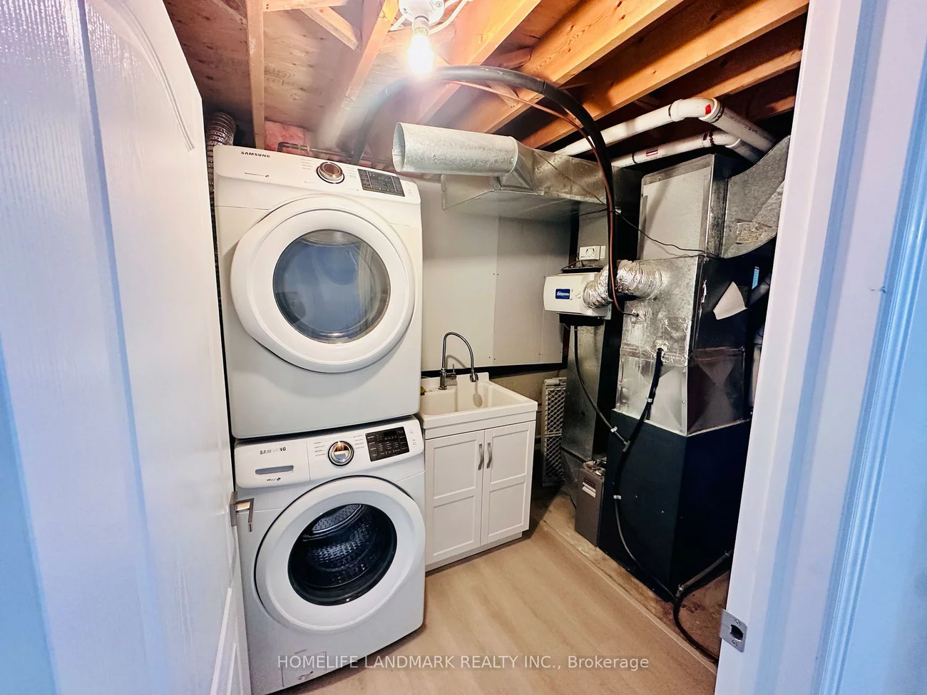 7, Captain Francis, Buttonville, Markham