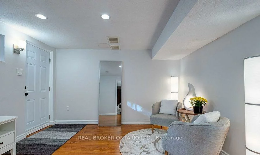 25, Charnwood, Aileen-Willowbrook, Markham