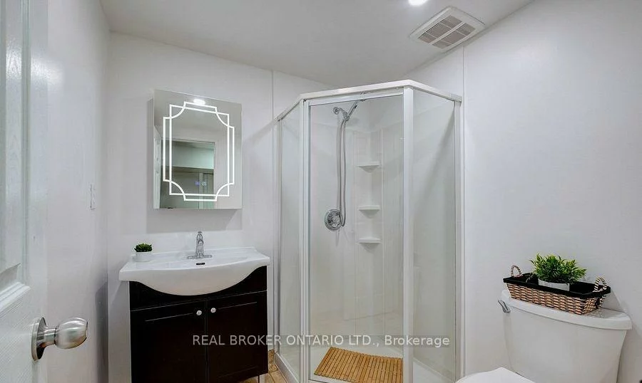 25, Charnwood, Aileen-Willowbrook, Markham