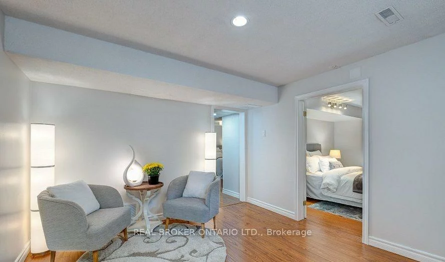 25, Charnwood, Aileen-Willowbrook, Markham