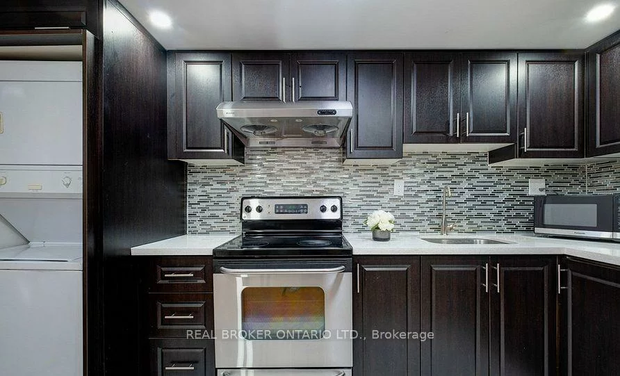 25, Charnwood, Aileen-Willowbrook, Markham