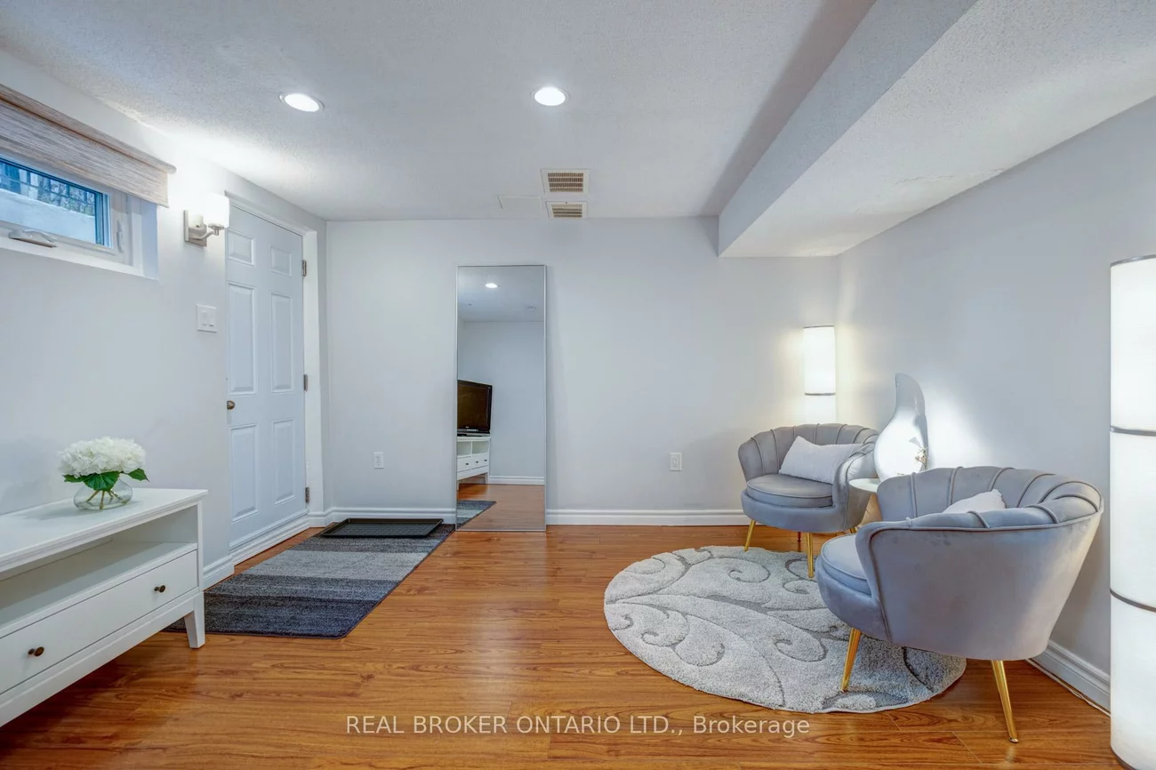 25, Charnwood, Aileen-Willowbrook, Markham