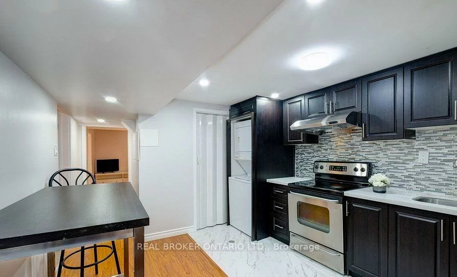 25, Charnwood, Aileen-Willowbrook, Markham