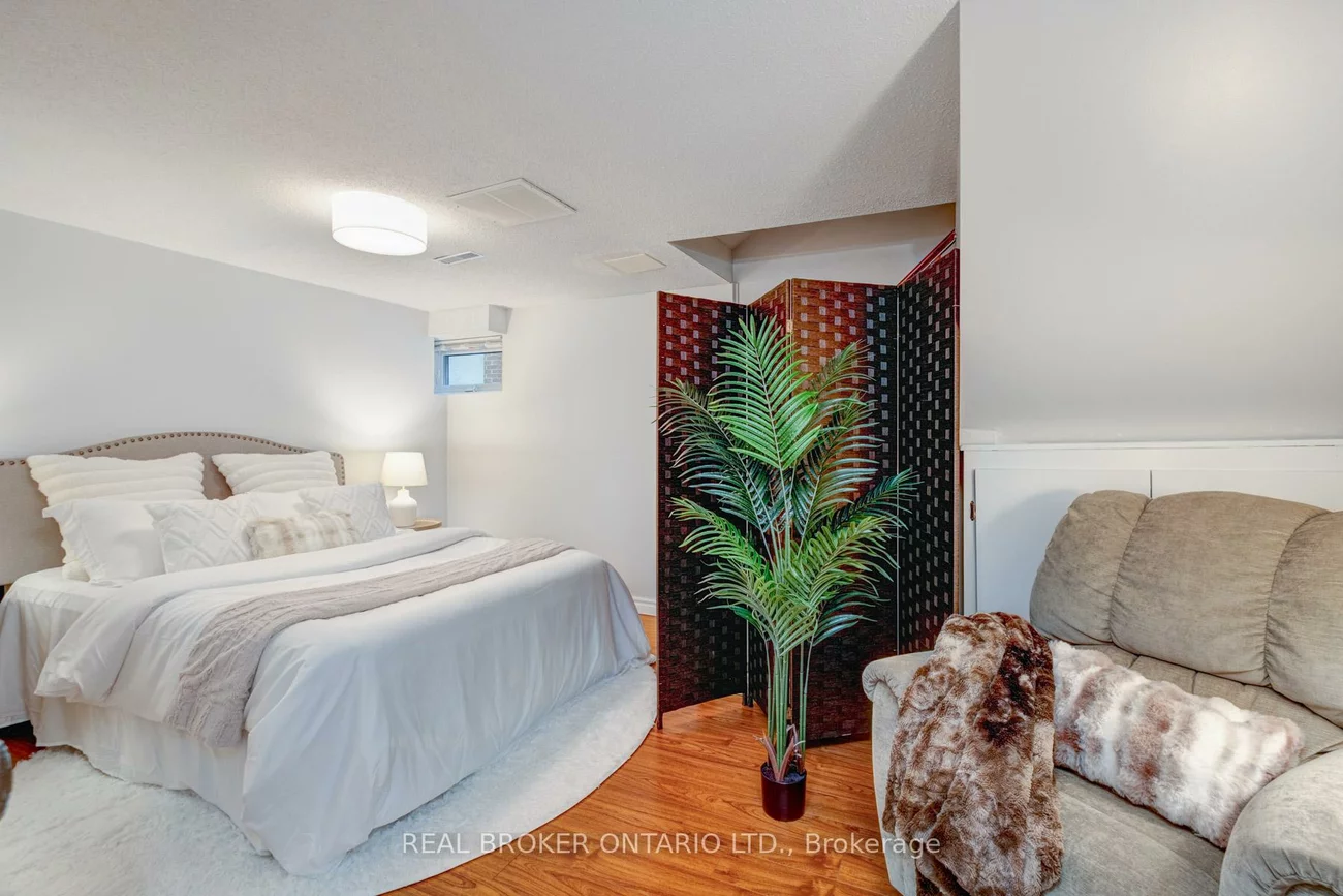 25, Charnwood, Aileen-Willowbrook, Markham