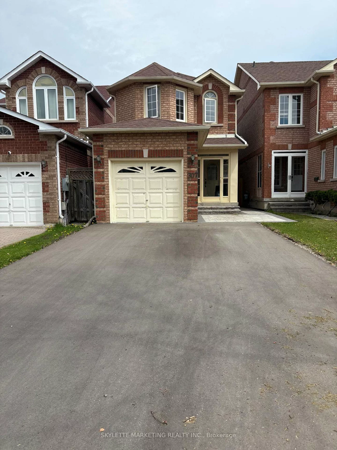 307, Milliken Meadow, Milliken Mills West, Markham