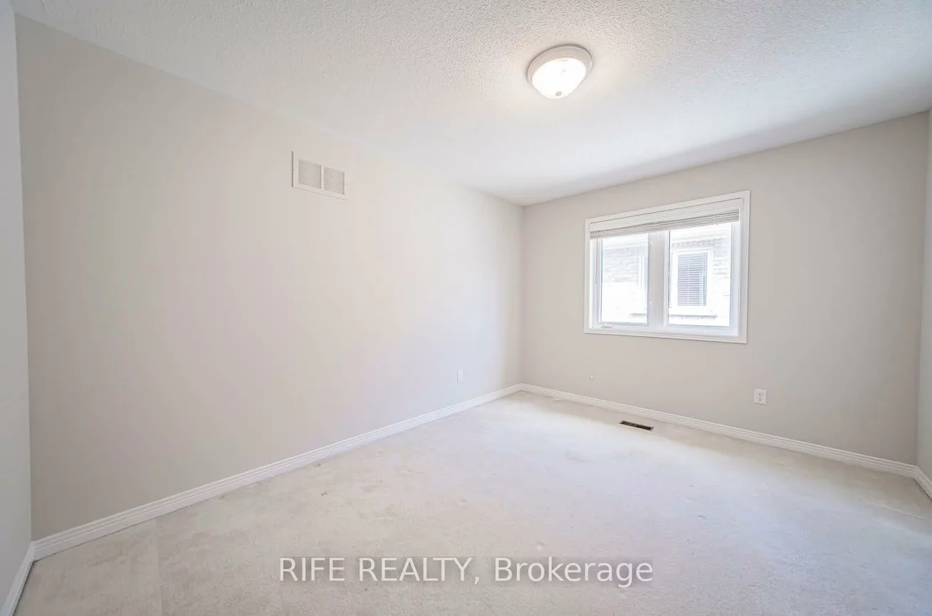 37, Burndenford, Markville, Markham