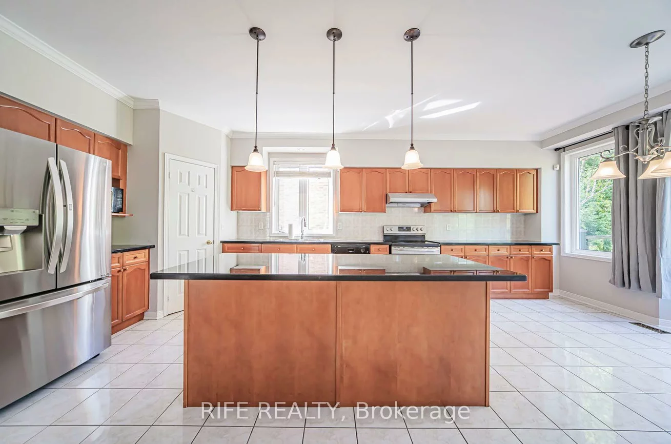 37, Burndenford, Markville, Markham