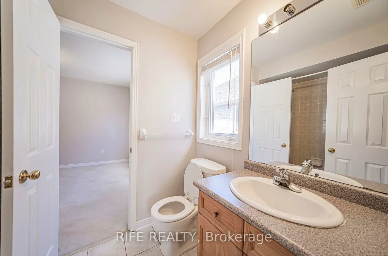 37, Burndenford, Markville, Markham