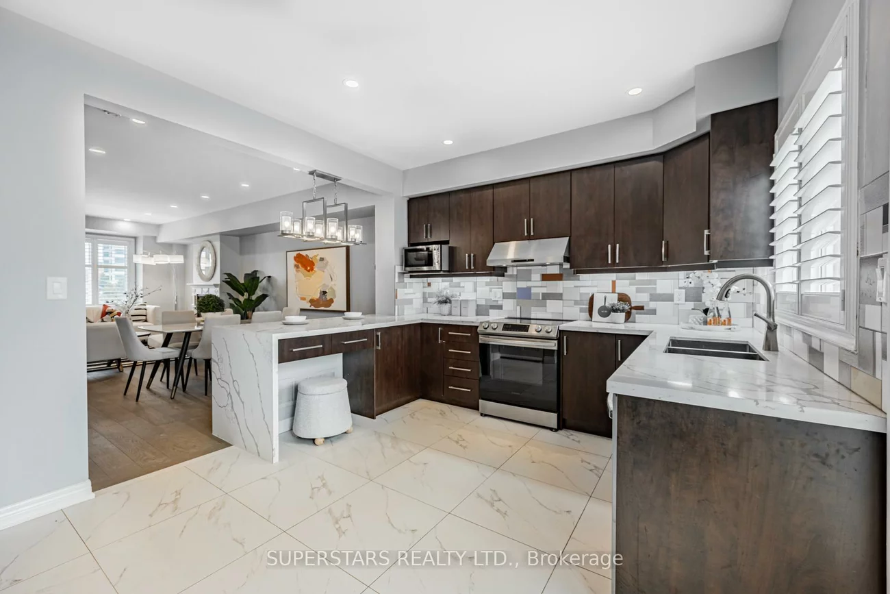 74, Pond, Commerce Valley, Markham