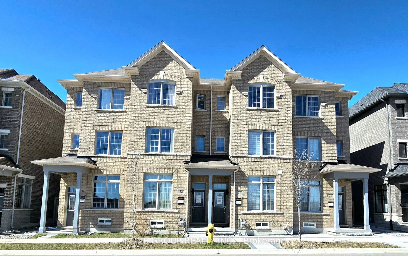 32, Harvest Field, Cornell, Markham