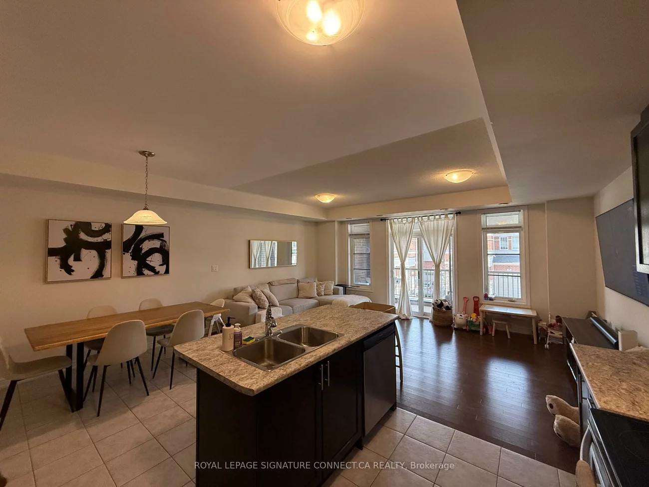 27, Luzon, Box Grove, Markham