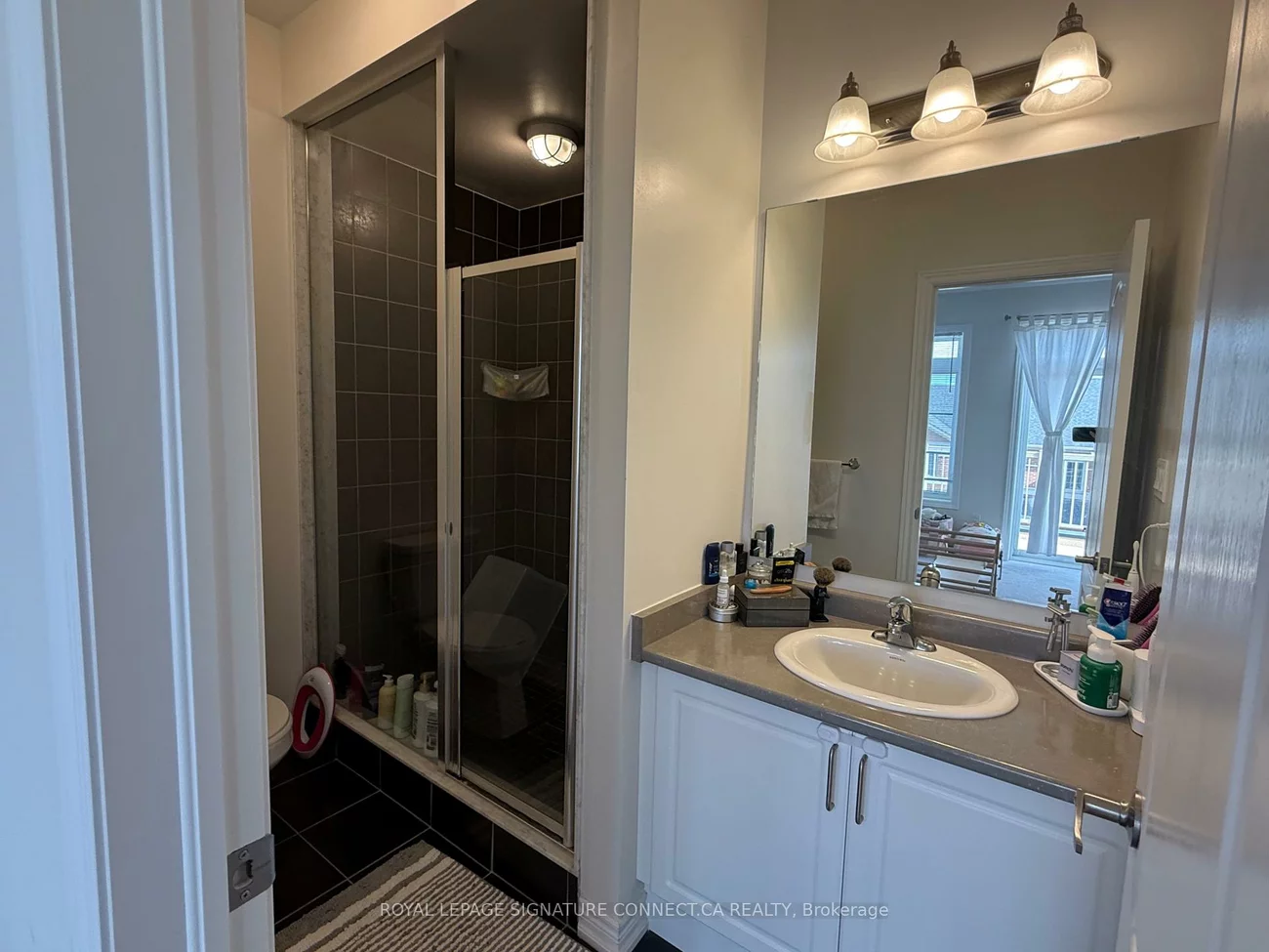 27, Luzon, Box Grove, Markham
