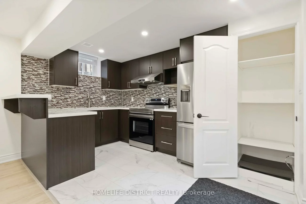 138, Alfred Paterson, Greensborough, Markham