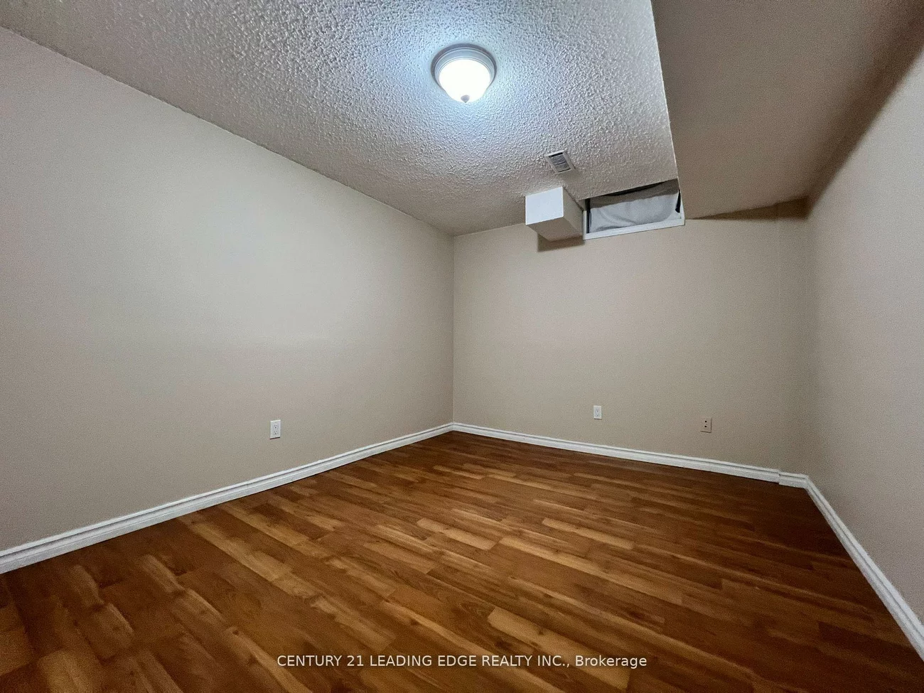 35, Irenemount, Middlefield, Markham