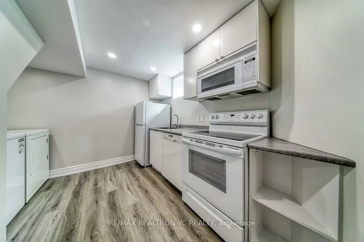 69, Meadowview, Grandview, Markham