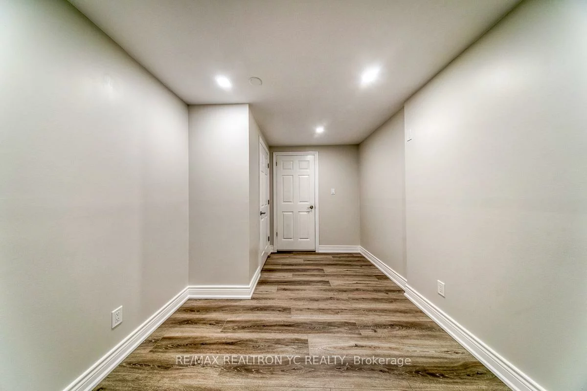 69, Meadowview, Grandview, Markham