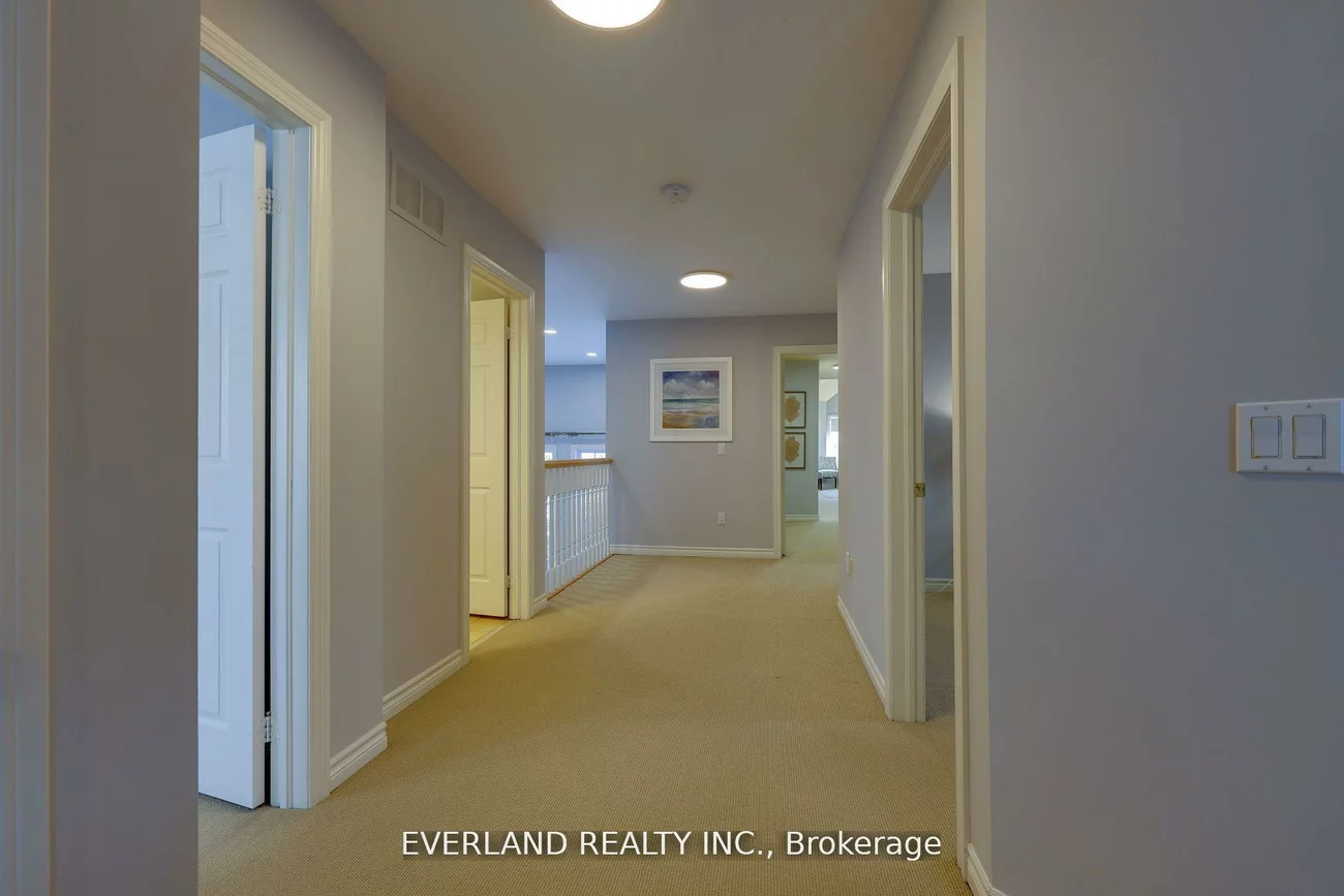9, Woodgrove, Angus Glen, Markham