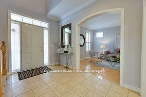 9, Woodgrove, Angus Glen, Markham