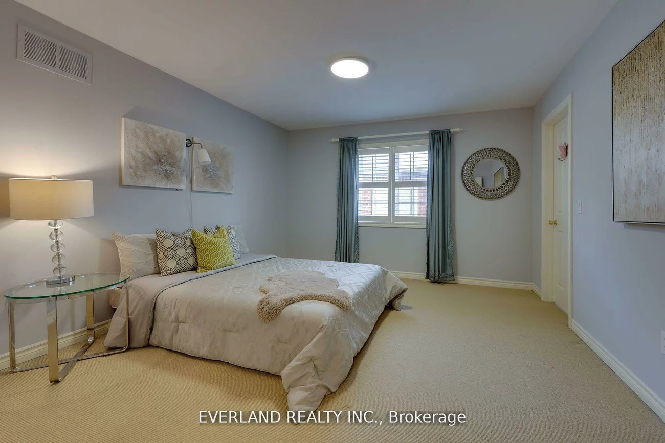 9, Woodgrove, Angus Glen, Markham
