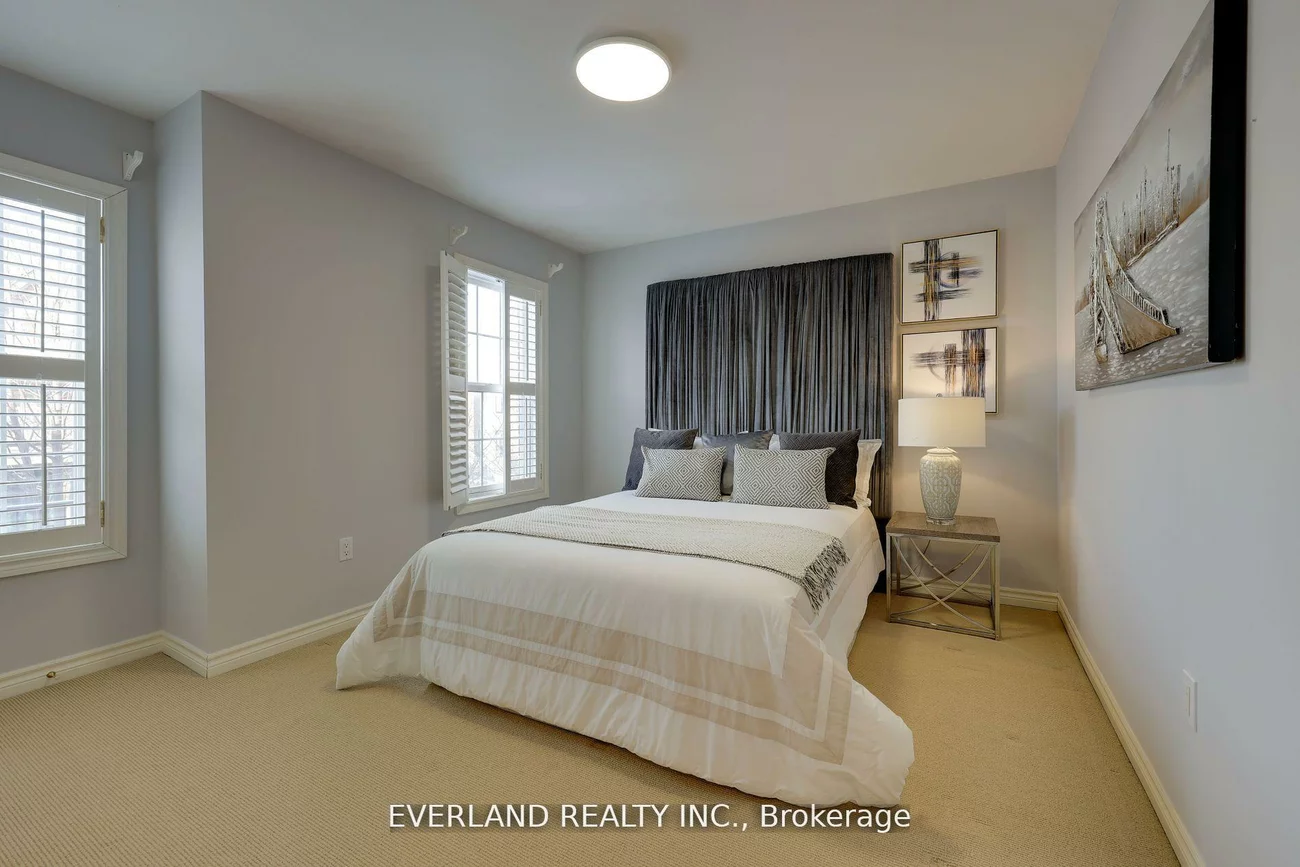 9, Woodgrove, Angus Glen, Markham