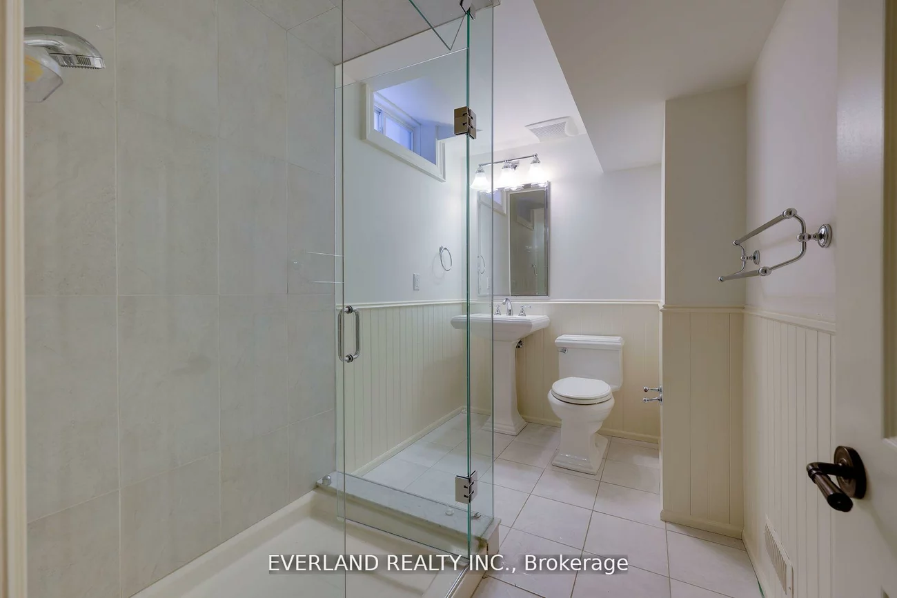 9, Woodgrove, Angus Glen, Markham