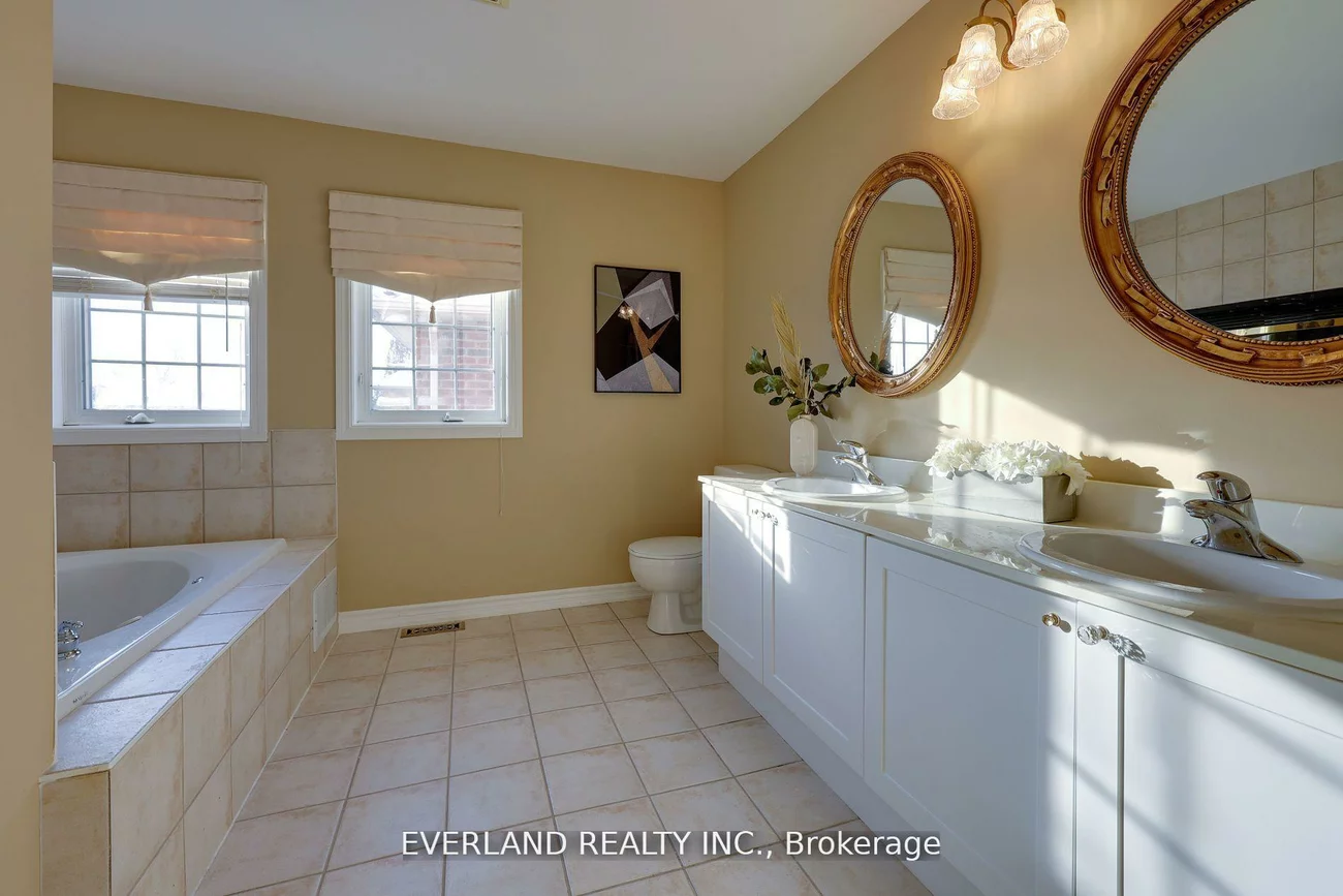 9, Woodgrove, Angus Glen, Markham