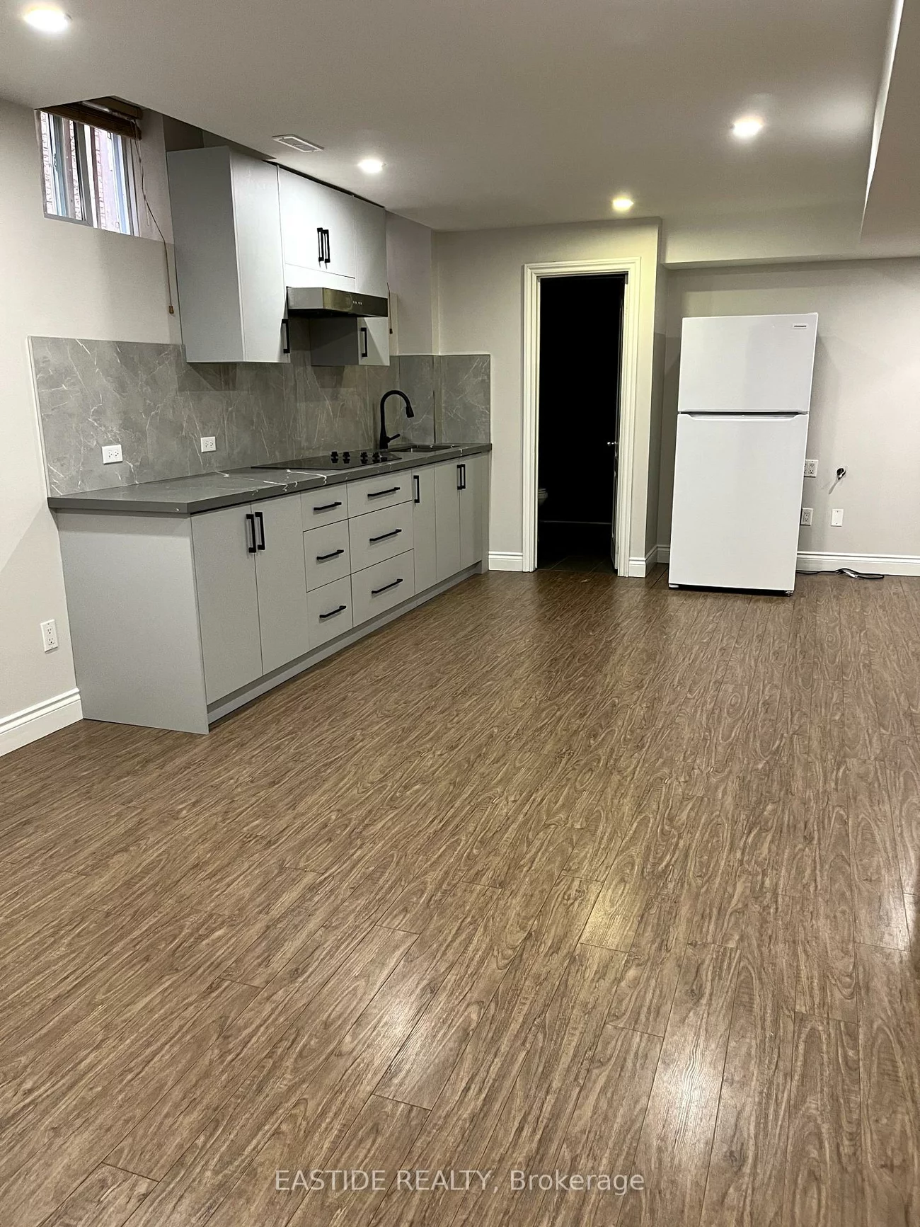 29, Quantum, Middlefield, Markham