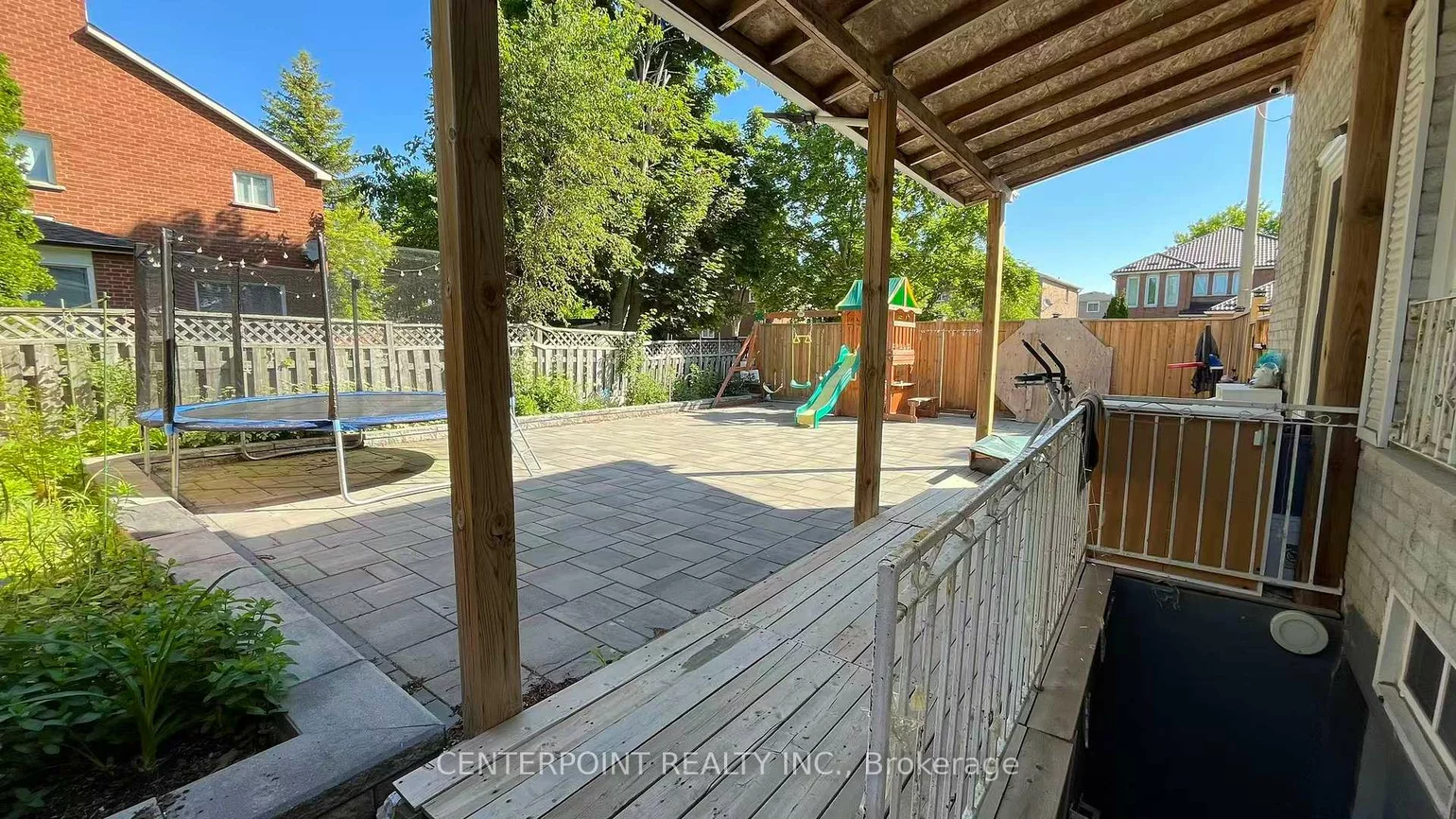 68, Neeland, Milliken Mills East, Markham