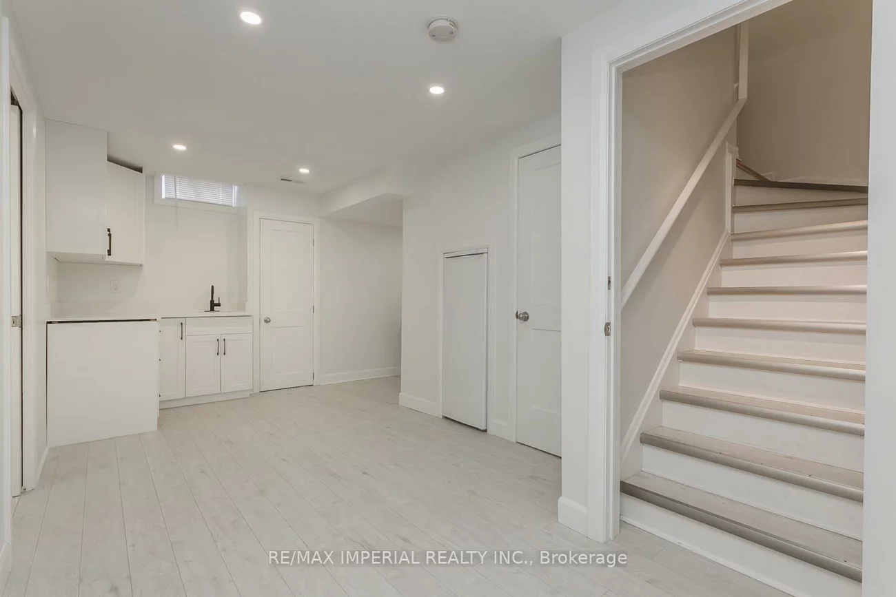 69, Vettese, Box Grove, Markham