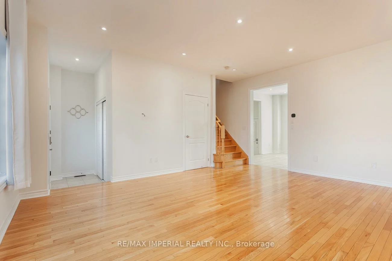 69, Vettese, Box Grove, Markham