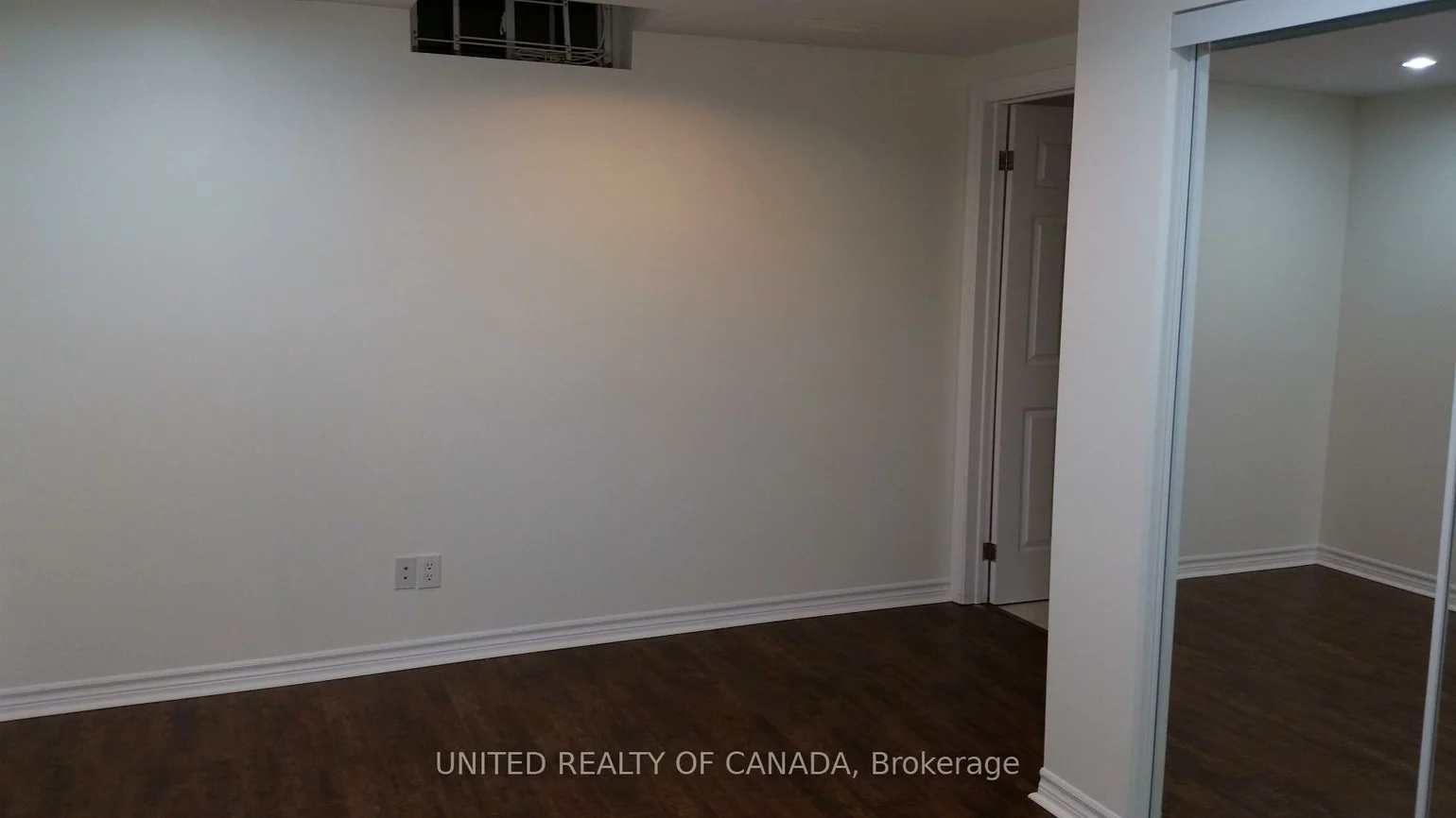 23, Bradgate, Thornlea, Markham