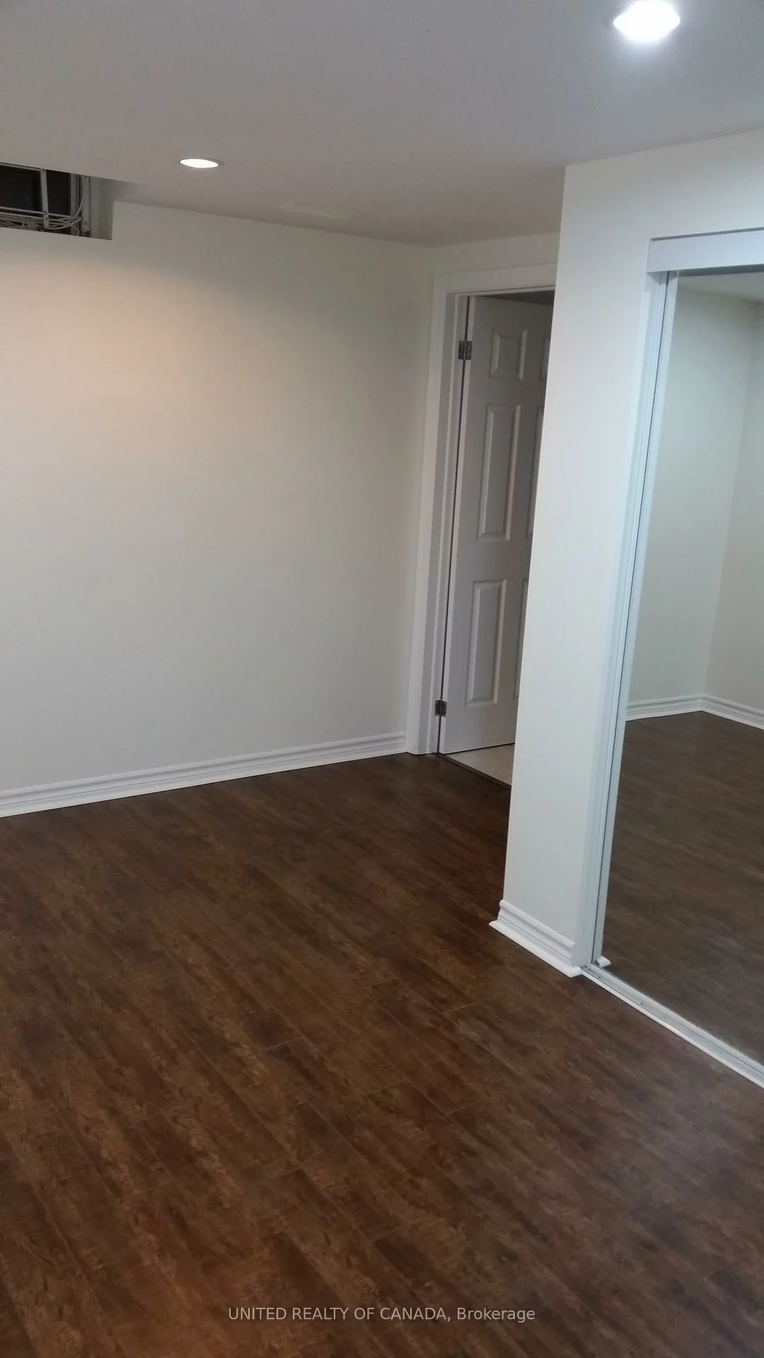 23, Bradgate, Thornlea, Markham