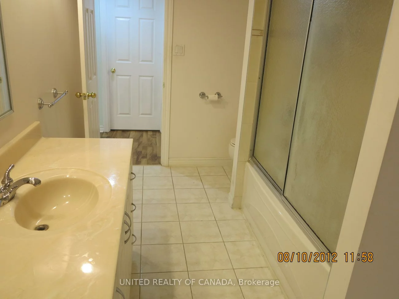 23, Bradgate, Thornlea, Markham