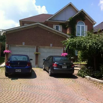 23, Bradgate, Thornlea, Markham