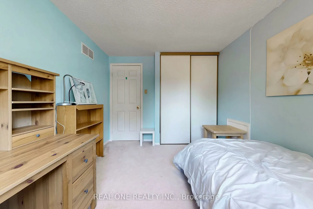 86, Breckonwood, Aileen-Willowbrook, Markham