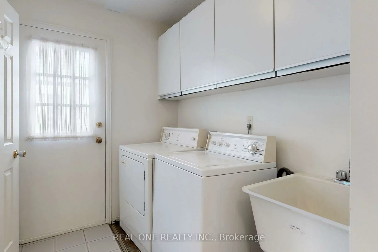86, Breckonwood, Aileen-Willowbrook, Markham