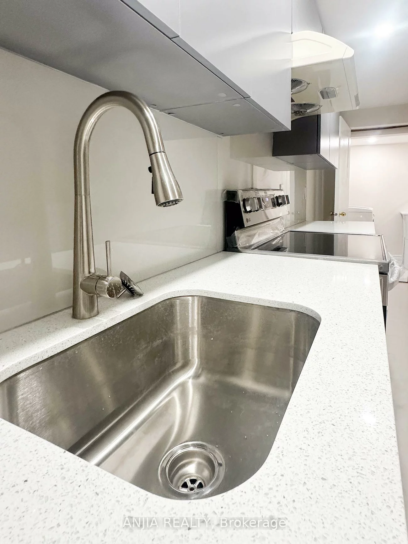 139, Hillwood, Berczy, Markham