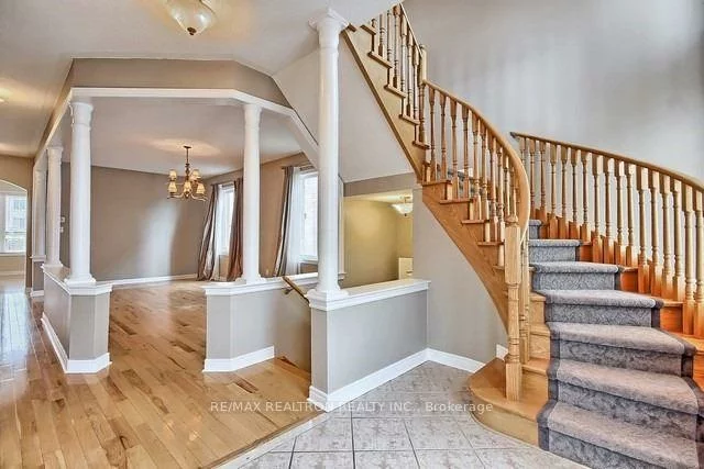 73, Adastra, Victoria Manor-Jennings Gate, Markham