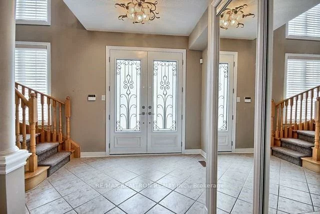 73, Adastra, Victoria Manor-Jennings Gate, Markham
