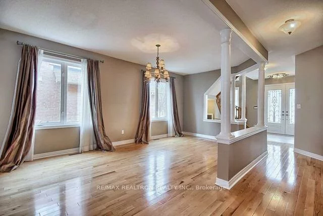 73, Adastra, Victoria Manor-Jennings Gate, Markham