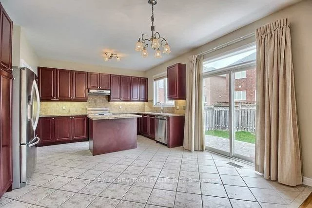 73, Adastra, Victoria Manor-Jennings Gate, Markham