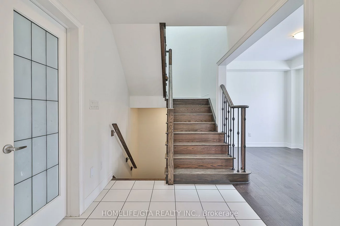 17, Couloir, Cornell, Markham