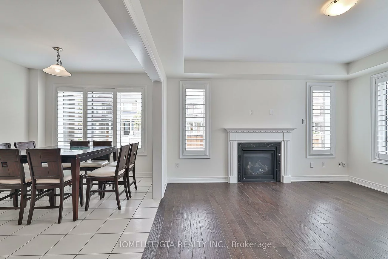 17, Couloir, Cornell, Markham