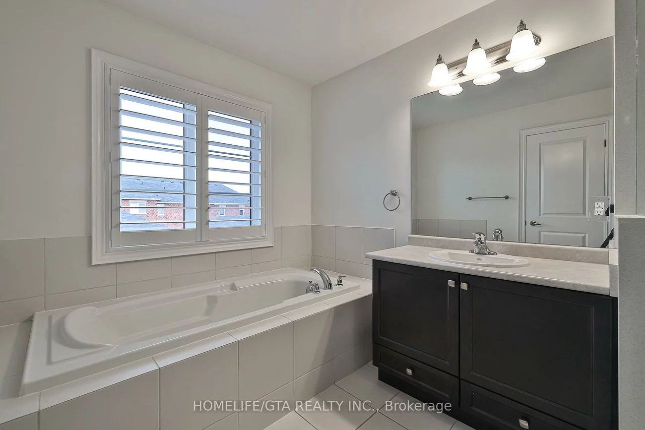 17, Couloir, Cornell, Markham