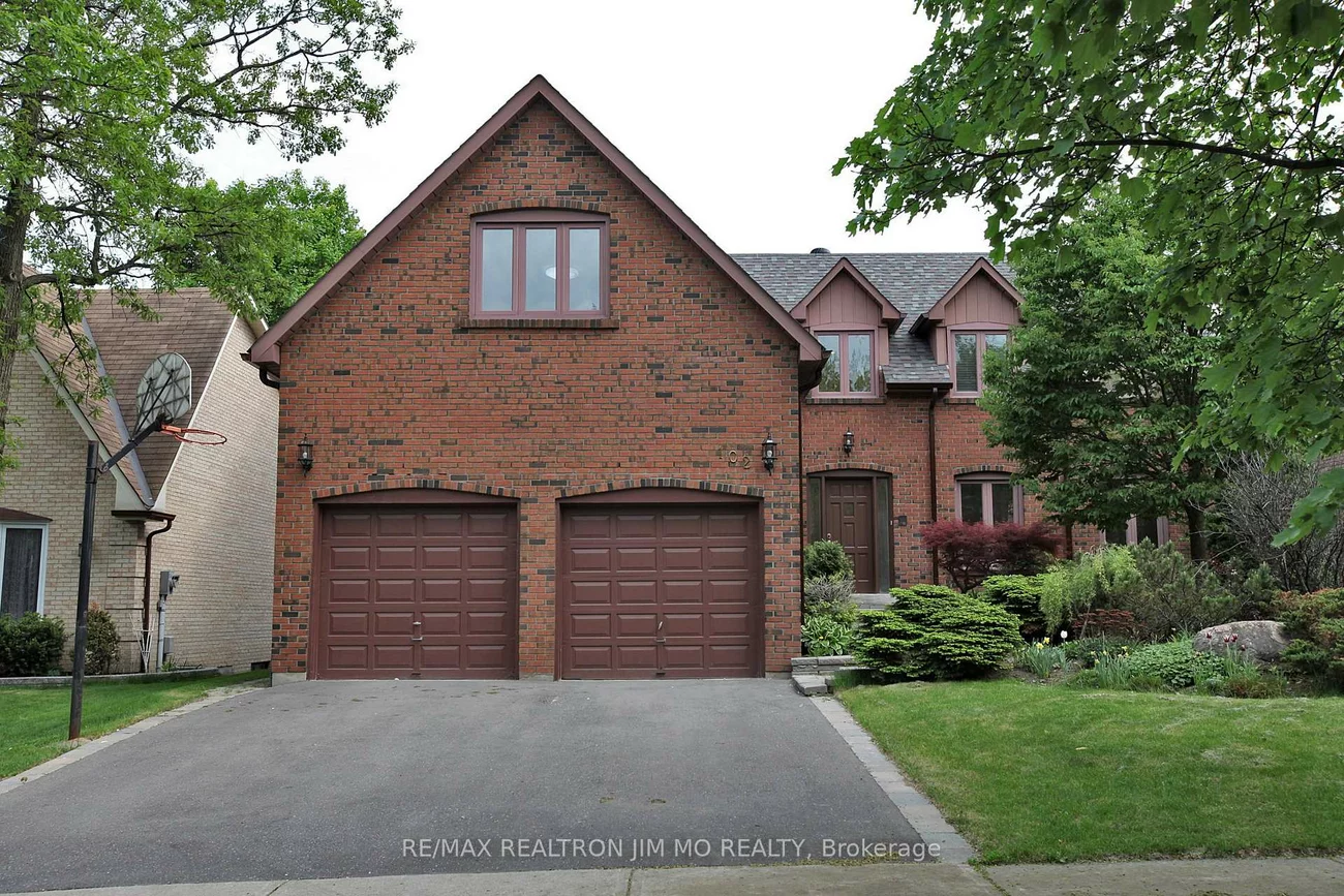 102, Briarwood, Unionville, Markham