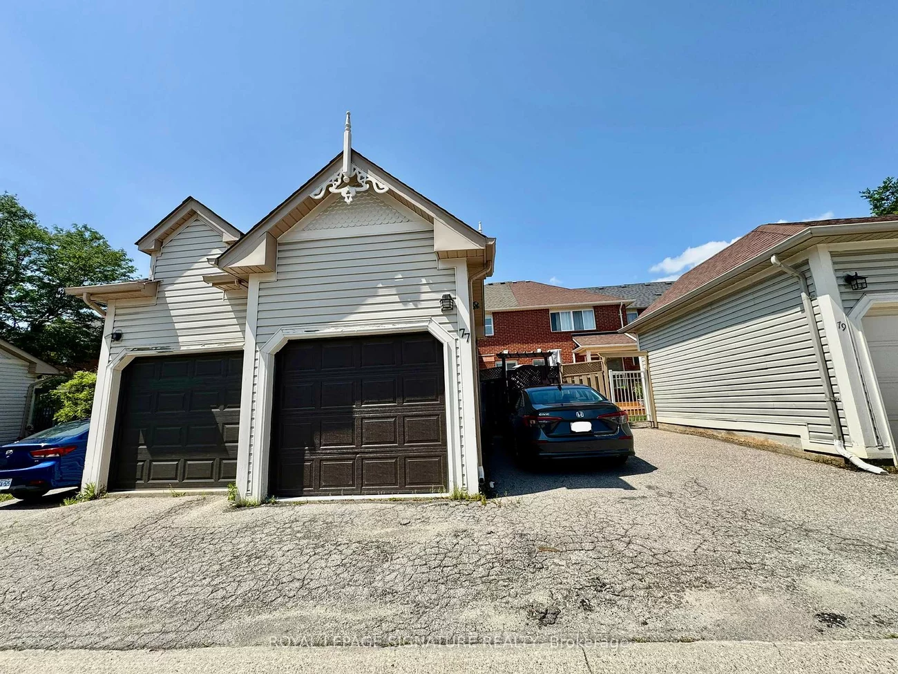 77, White's Hill, Cornell, Markham