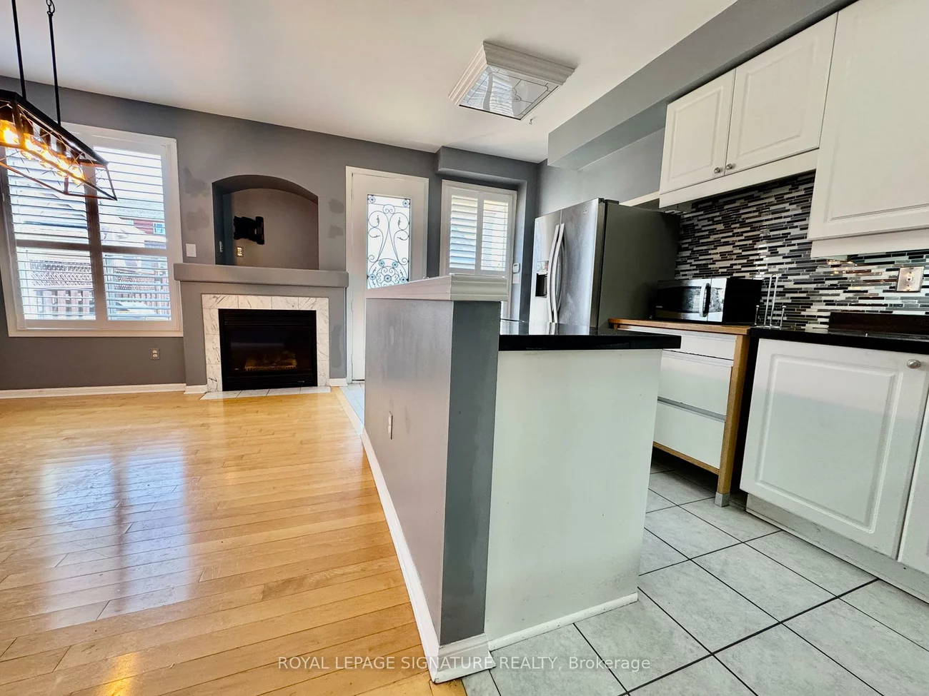 77, White's Hill, Cornell, Markham