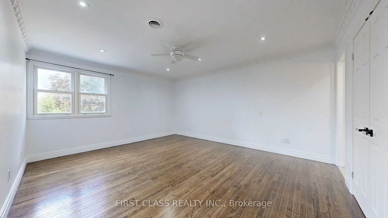 34, Ferrah, Unionville, Markham