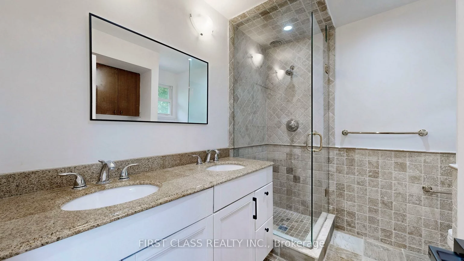34, Ferrah, Unionville, Markham