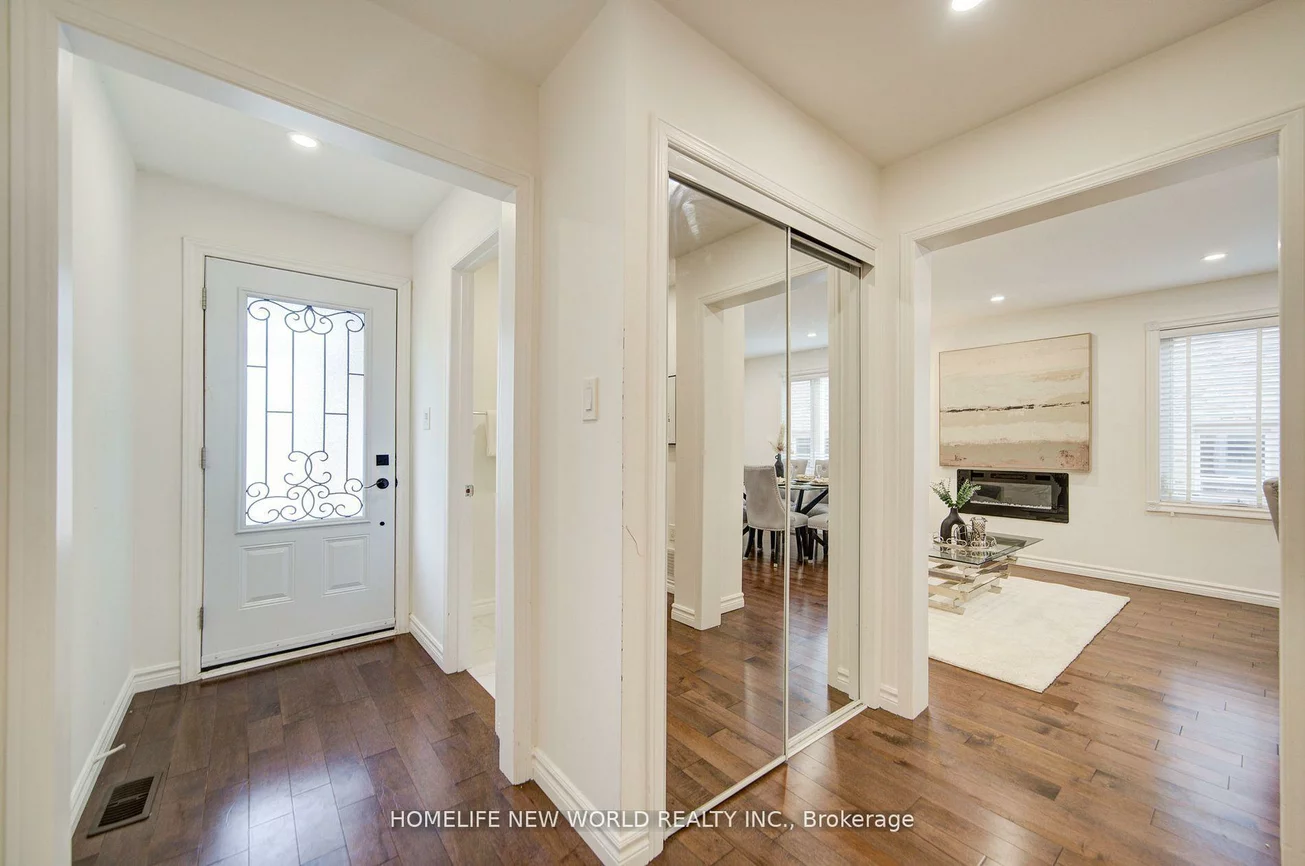 125, Major Buttons, Sherwood-Amberglen, Markham